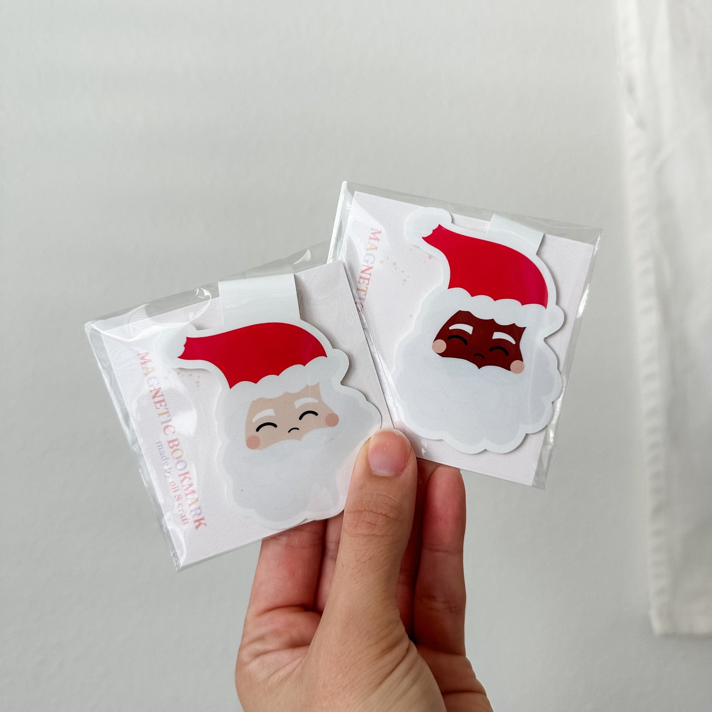Santa magnetic bookmark, Christmas themed, magnetic bookmark, gift for bookish friends and readers